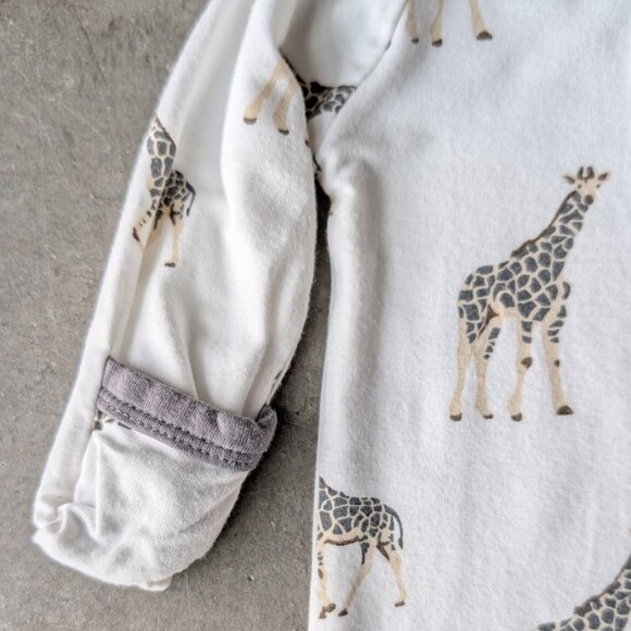Kyte Baby Bamboo White Giraffe Print Double Zipper Footie Onesie 0-3M - Picture 3 of 6